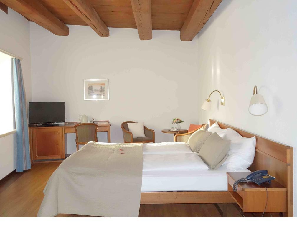 Boutique-Hotel Sonne เบรมการ์เทน ภายนอก รูปภาพ