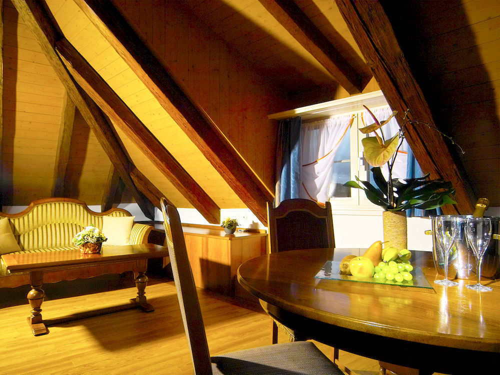 Boutique-Hotel Sonne เบรมการ์เทน ภายนอก รูปภาพ