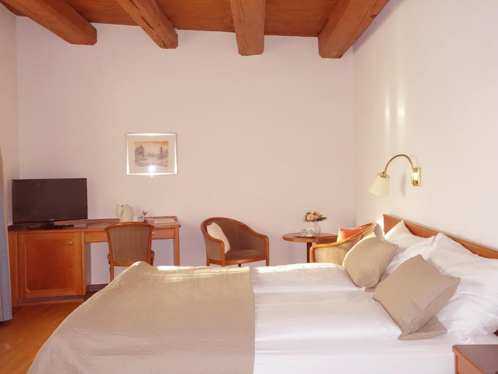 Boutique-Hotel Sonne เบรมการ์เทน ภายนอก รูปภาพ